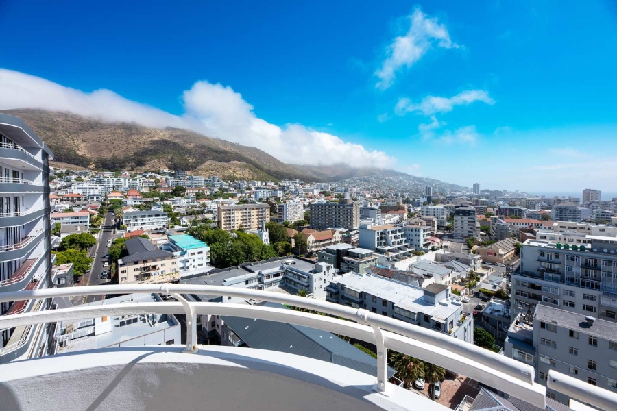 To Let 2 Bedroom Property for Rent in Three Anchor Bay Western Cape